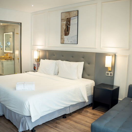 HongHome Wyndham Danang Golden Bay 0910